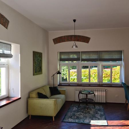 Apartament W Starej Szkole Apartment Srebrna Gora ภายนอก รูปภาพ