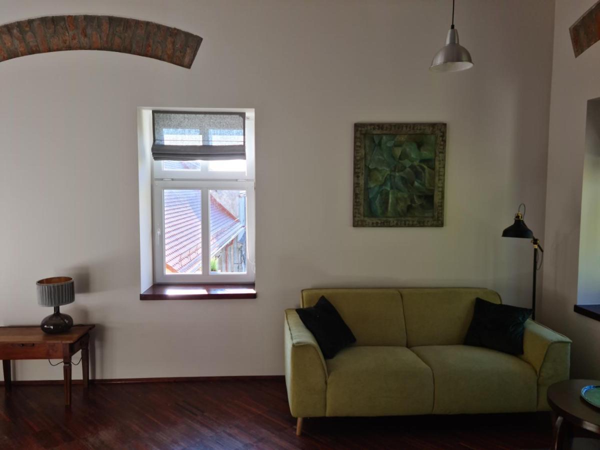 Apartament W Starej Szkole Apartment Srebrna Gora ภายนอก รูปภาพ