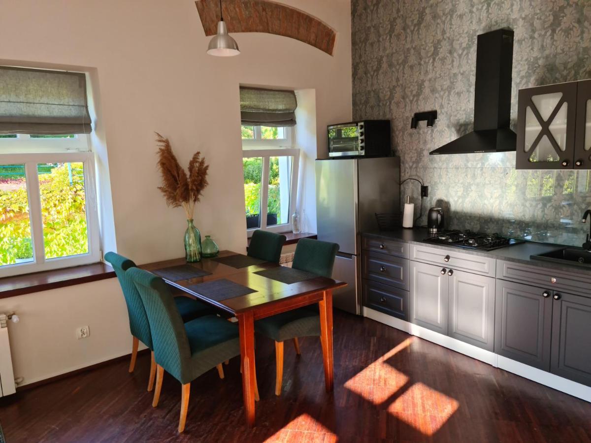 Apartament W Starej Szkole Apartment Srebrna Gora ภายนอก รูปภาพ